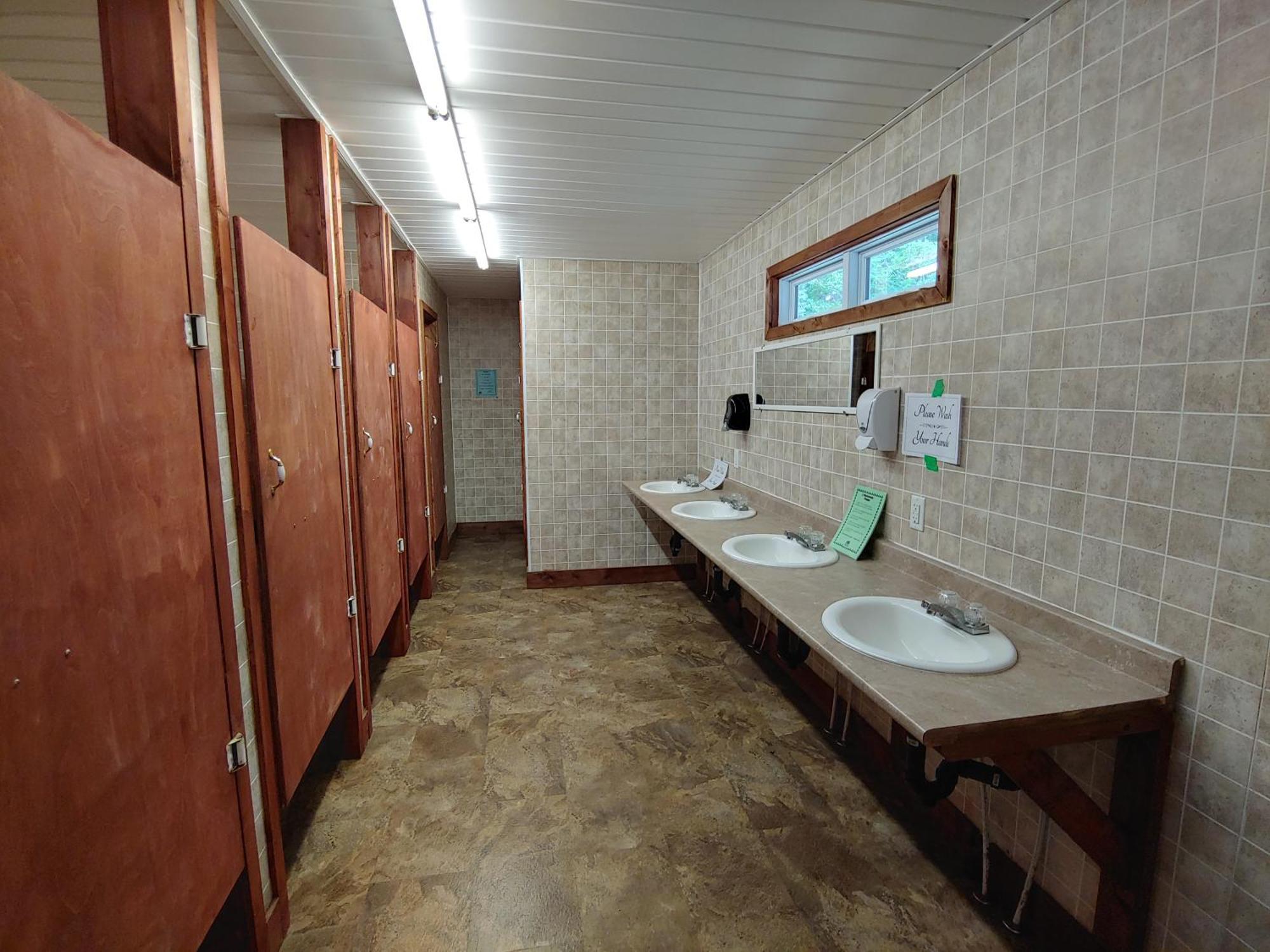 Oakhill Pines Campground ブリッジウォーター エクステリア 写真