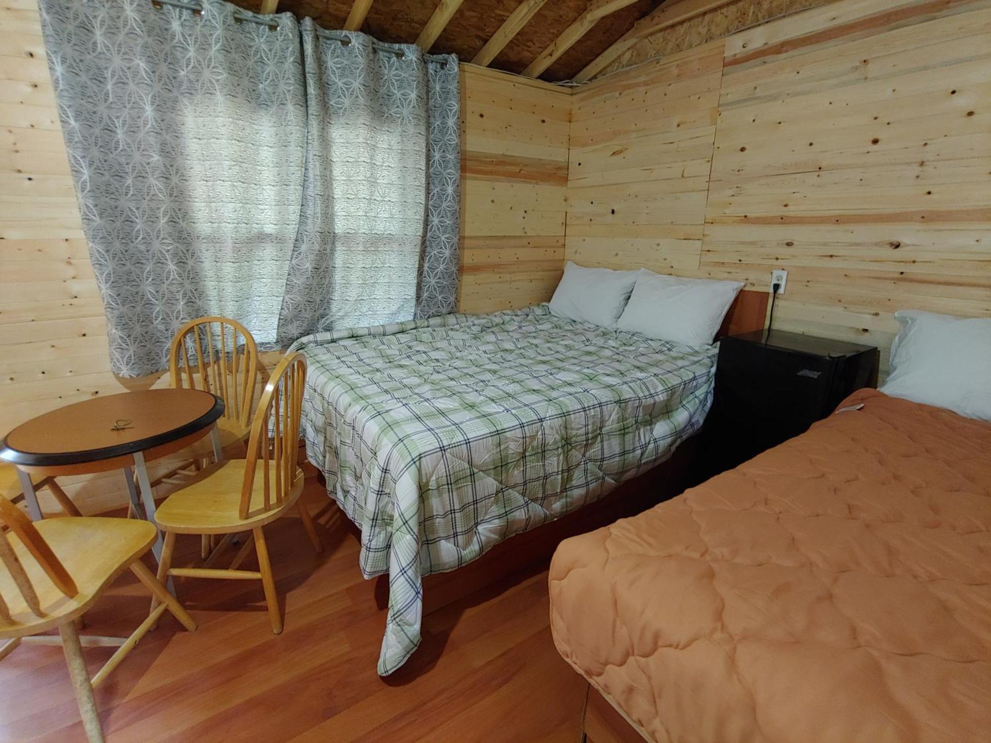 Oakhill Pines Campground ブリッジウォーター エクステリア 写真