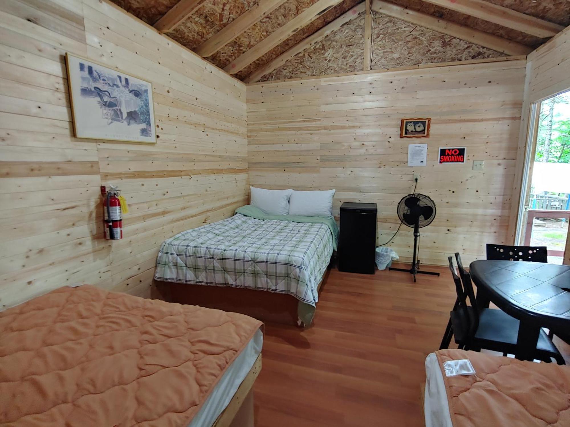 Oakhill Pines Campground ブリッジウォーター エクステリア 写真