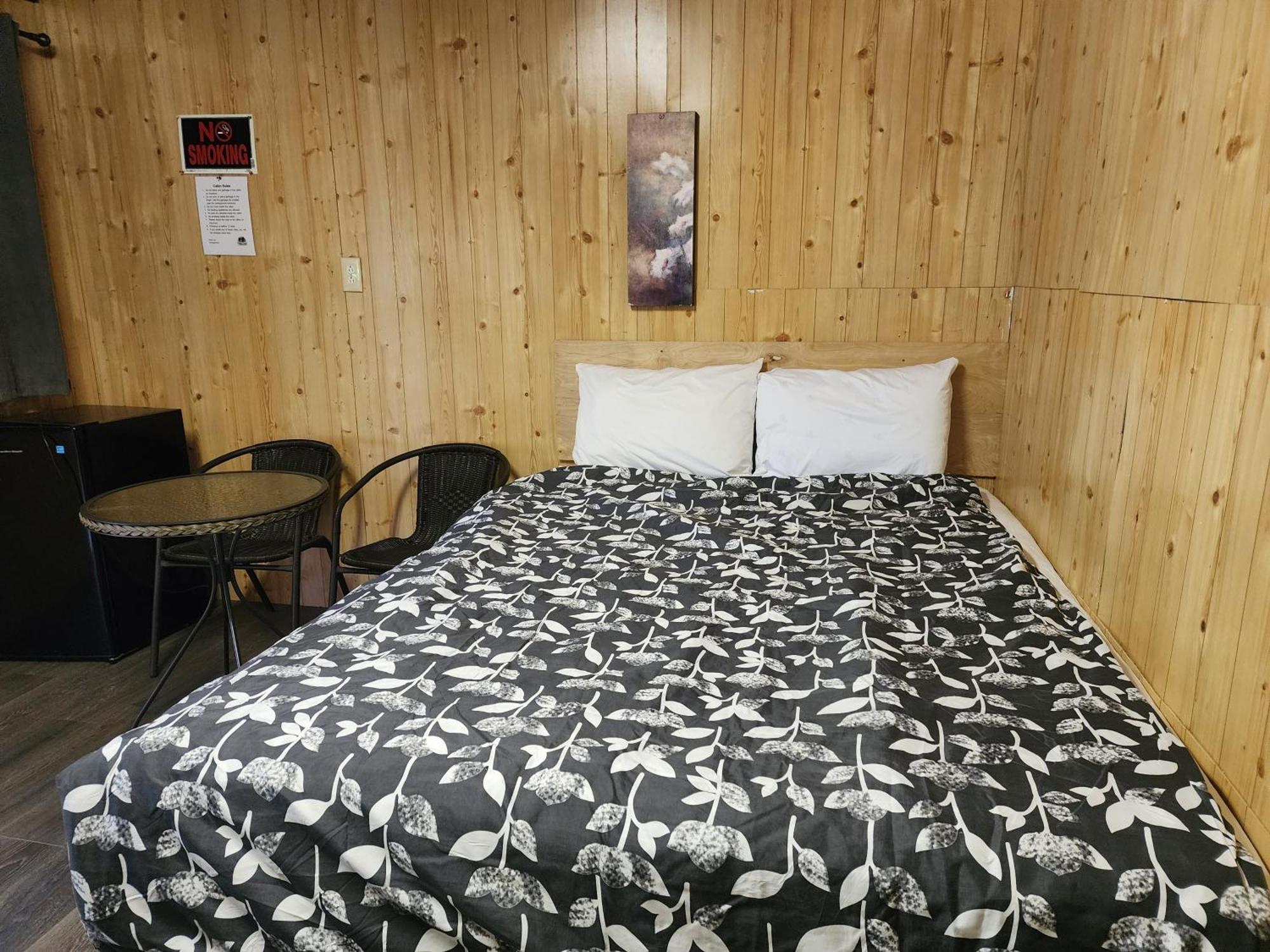 Oakhill Pines Campground ブリッジウォーター エクステリア 写真